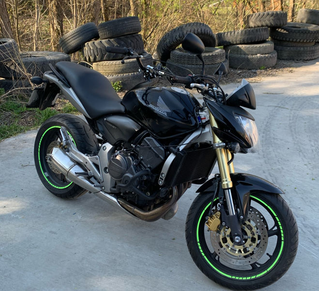 motorka vodicak hornet